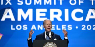 Biden: «La teoría del derrame no funciona»