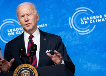 Biden: «Zelenski no quiso escuchar las advertencias sobre una invasión rusa»