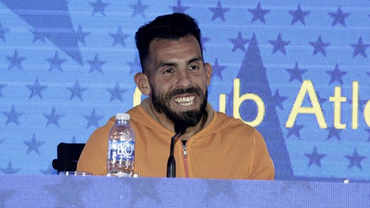 Carlos Tevez aceptó la propuesta de Rosario Central y será su DT