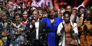 Gustavo Petro es el nuevo presidente electo de Colombia