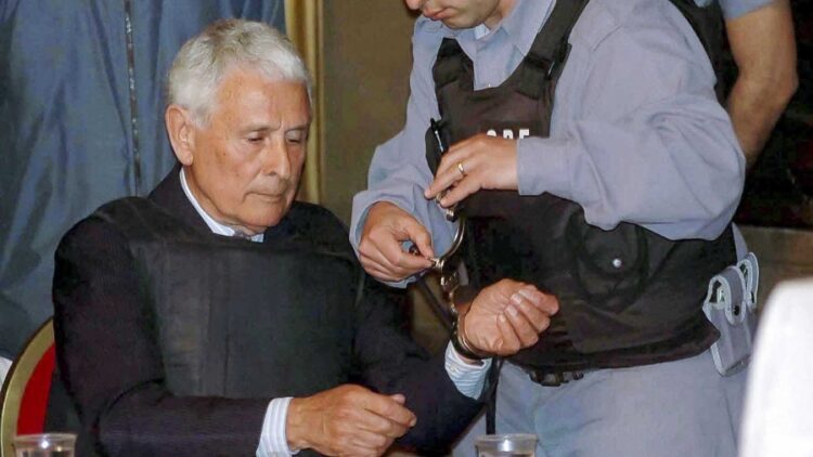 La Cámara de Casación pidió prisión domiciliaria a Etchecolatz y otros dos represores