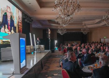 Los empresarios más poderosos del país rechazaron el proyecto que grava la renta inesperada