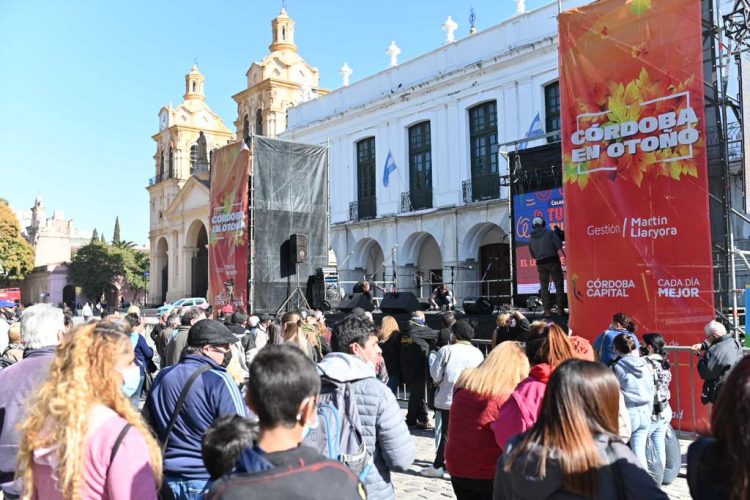 Miles de cordobeses disfrutaron de la fiesta del cuarteo