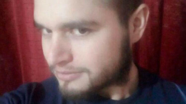 Los antecedentes psiquiátricos y posteos premonitorios del joven que asesinó a su sobrino