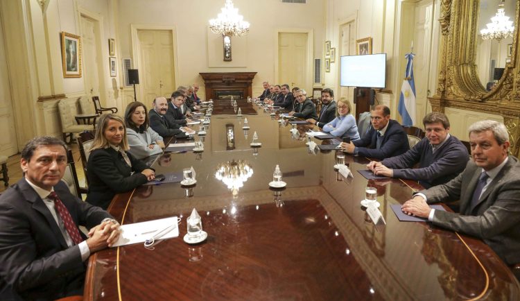Aval del interior para impulsar un proyecto que eleve a 25 los miembros de la Corte