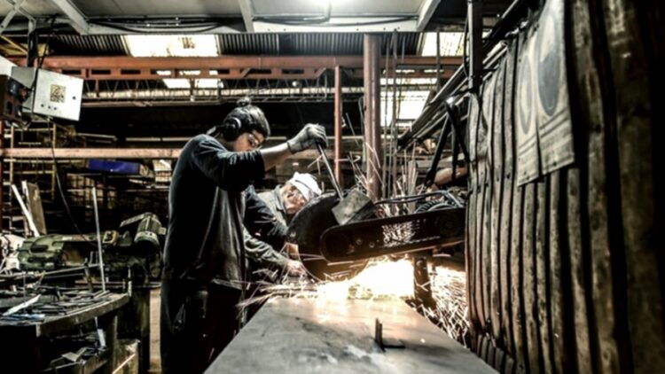 La actividad económica durante abril creció un 5,1% interanual