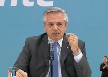 Fernández le retrucó a CFK: “No es bueno generalizar”