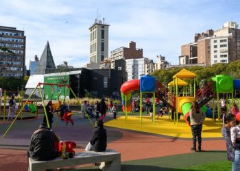 Se celebra el Día Mundial del Ambiente en la plaza de la Intendencia