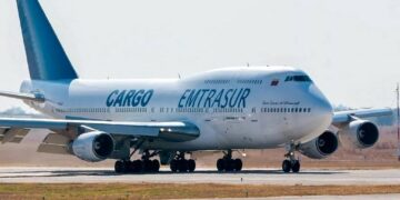 La AMIA y la DAIA pidieron que sea investigada la retención del avión venezolano-iraní