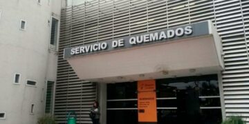 Una joven murió quemada tras ser rociada con combustible