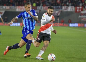 River no pasó del empate frente a Atlético Tucumán