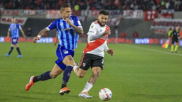 River no pasó del empate frente a Atlético Tucumán