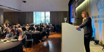 Bullrich propone anclar las reservas del Central fuera del país