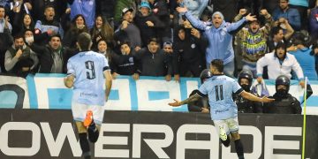 Belgrano venció a Morón y sigue en lo más alto