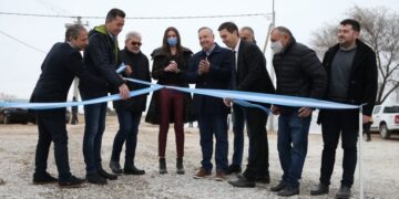 Calvo habilitó el 42 parque industrial en Alicia