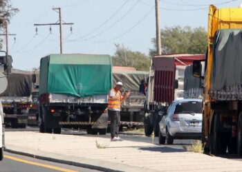 Tras cortar la ruta 9, camioneros anuncian que continuarán con la protesta