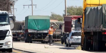 Tras cortar la ruta 9, camioneros anuncian que continuarán con la protesta