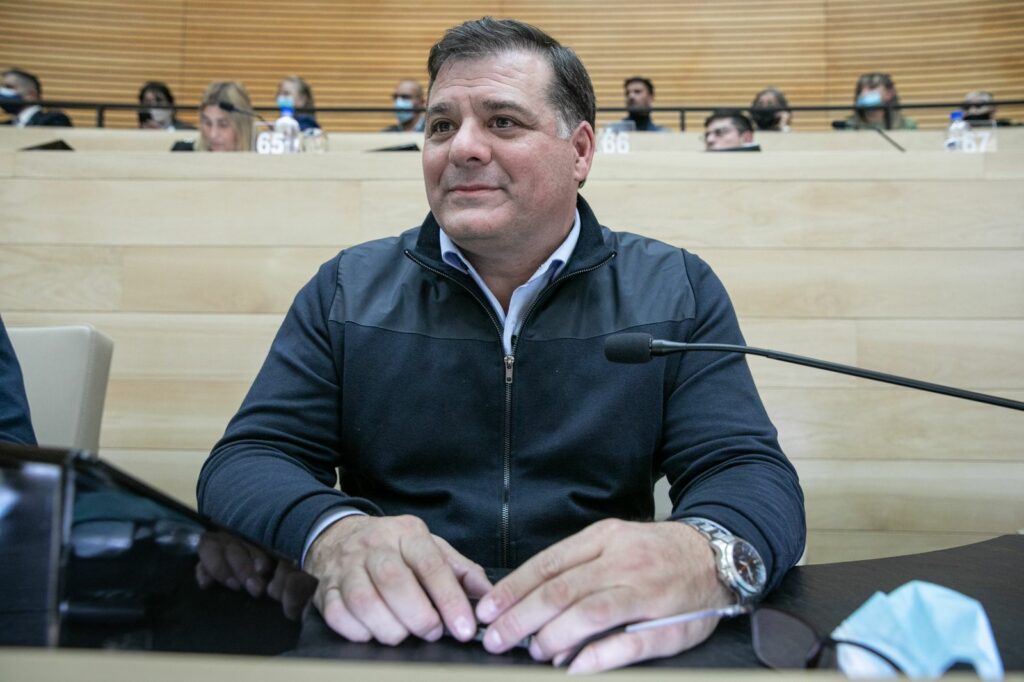 Capitani presentó un proyecto contra el cepo al dólar