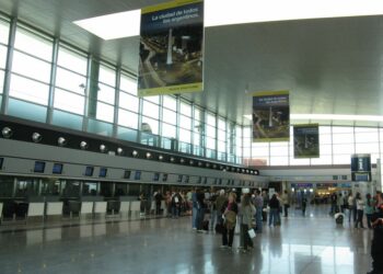 Este mediodía se activó el protocolo antibombas en el Aeropuerto de Córdoba