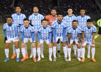 Racing en busca de los octavos