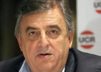 Negri dio positivo de Covid-19 y se perderá de una semana clave en el Congreso