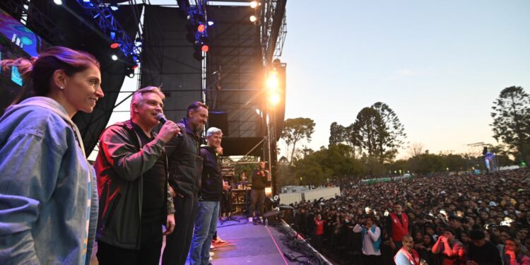 Multitudinario festival para promover el reciclaje en la ciudad