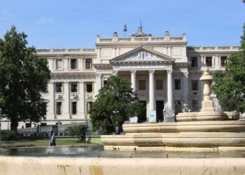 La Justicia de Córdoba busca un hogar para una joven de 16 años