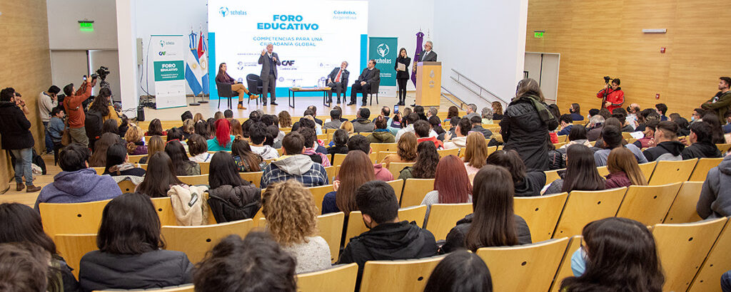 Se realizó el foro "Competencias para una ciudadanía global"