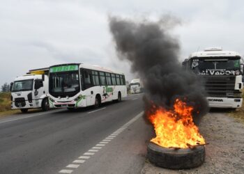 Se agrava el conflicto por la escasez y los sobreprecios del gasoil