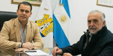 Buscan cambiar los horarios de atención comercial y bancaria