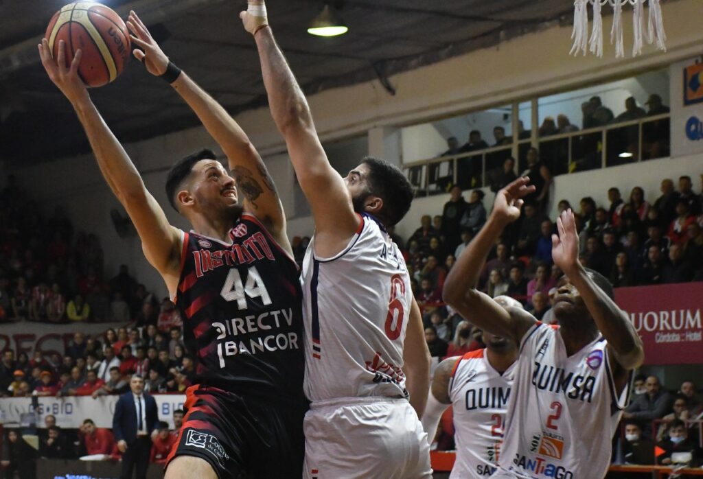 Instituto igualó la serie ante Quimsa