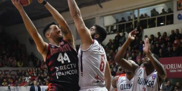 Instituto igualó la serie ante Quimsa