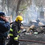 Llaryora se acercó al lugar del incendio y expresó: "Son terrenos federales pero no podemos mirar para otro lado"