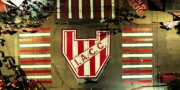Los hinchas de Instituto festejan su día