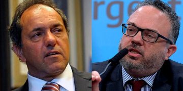 Fernández resigna a uno de los suyos y Scioli vuelve al Gobierno