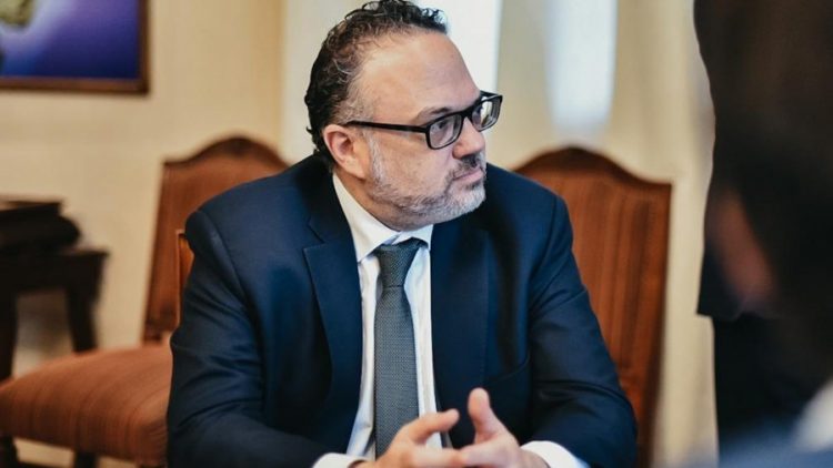 Kulfas deberá dar explicaciones por el gasoducto ante Rafecas