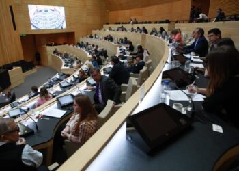 Intendentes pedirán aprobar la re-reelección en la Legislatura