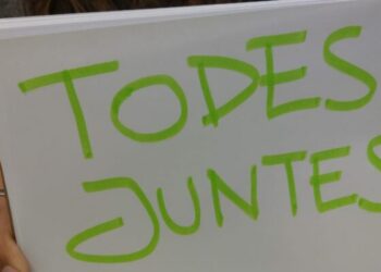 Intelectuales, escritores y artistas califican de «muy preocupante» la prohibición del lenguaje inclusivo en las escuelas