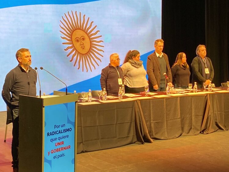 Mestre impulsa a un radical como candidato presidencial de Juntos por el Cambio