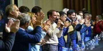 Gill le reclamó al PJ local más apertura y distancia del PRO