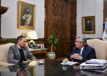Gill calificó de «muy positivo» el encuentro con el Presidente