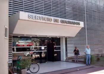 Falleció una joven tras haber sido prendida fuego por su novio