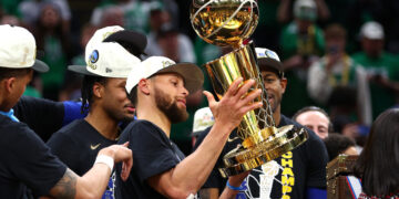 Golden State se conagró campeón por séptima vez en su historia