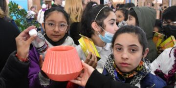 Con juegos, capacitan a alumnos en diversas prácticas sustentables