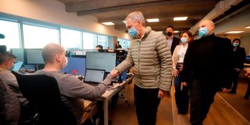 Ofrecen 300 nuevas vacantes de empleo tecnológico