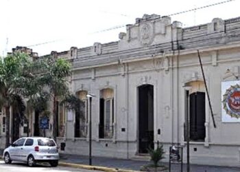 Detuvieron a un camionero por conducción peligrosa en Villa Nueva