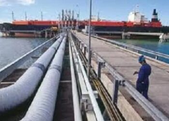 En mayo el superávit comercial se contrajo a US$ 356 millones