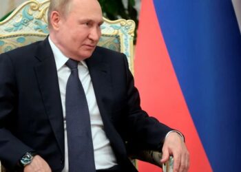 Putin conecta Crimea con las regiones ocupadas de Ucrania