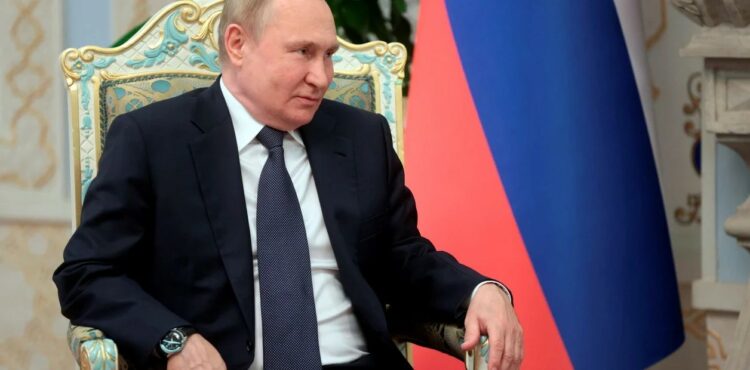Putin conecta Crimea con las regiones ocupadas de Ucrania