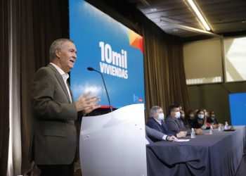 La Provincia construirá 10.000 viviendas en 387 municipios